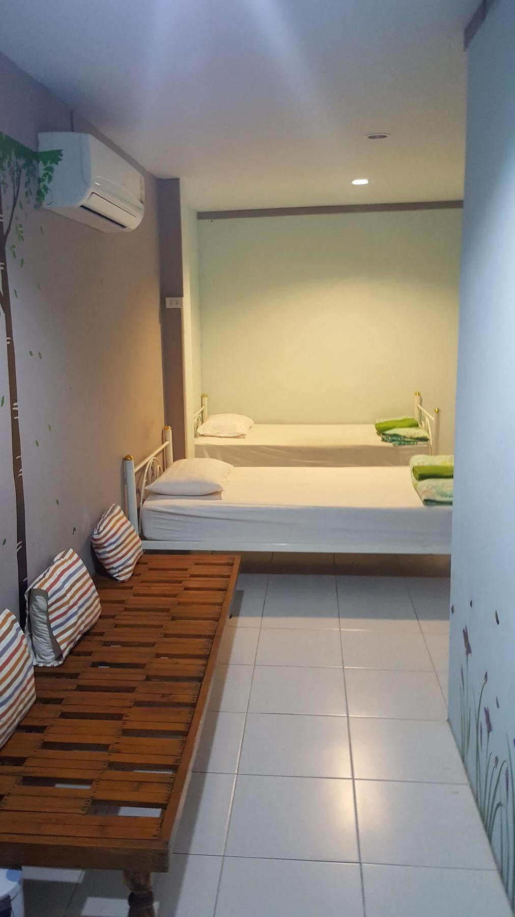 Phuket Blue Hostel Buitenkant foto